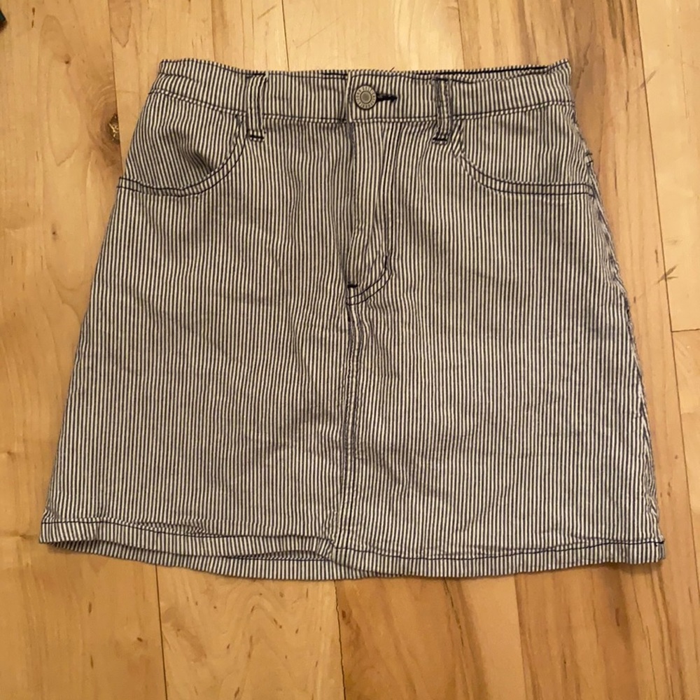 Brandy Melville mini skirt